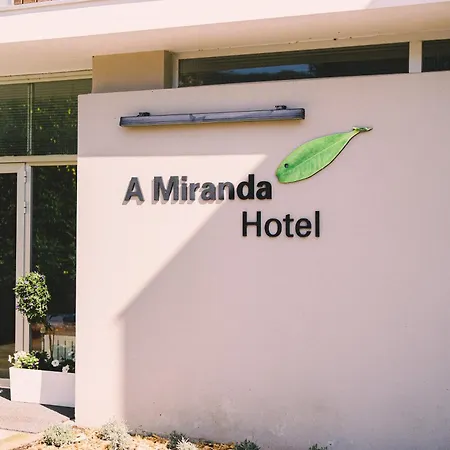 A Miranda Ξενοδοχείο Feás